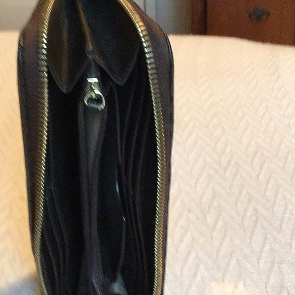 Michael Kors wallets - Picture 14 of 14